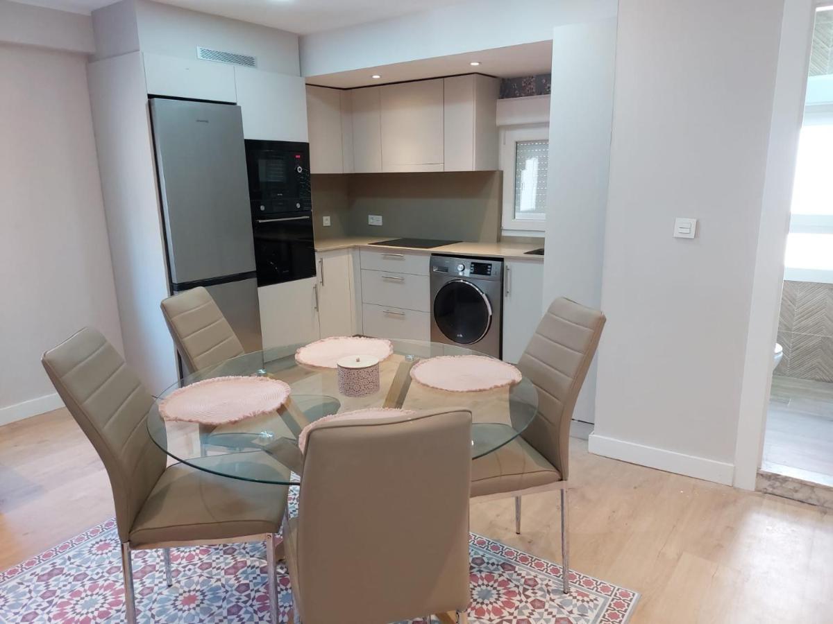 Piso En El Centro Apto 5 Personas Con Garaje Privado Avilés Exteriér fotografie