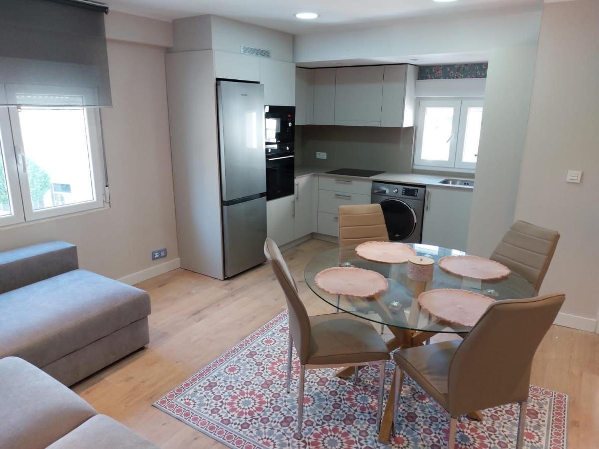 Piso En El Centro Apto 5 Personas Con Garaje Privado Avilés Exteriér fotografie